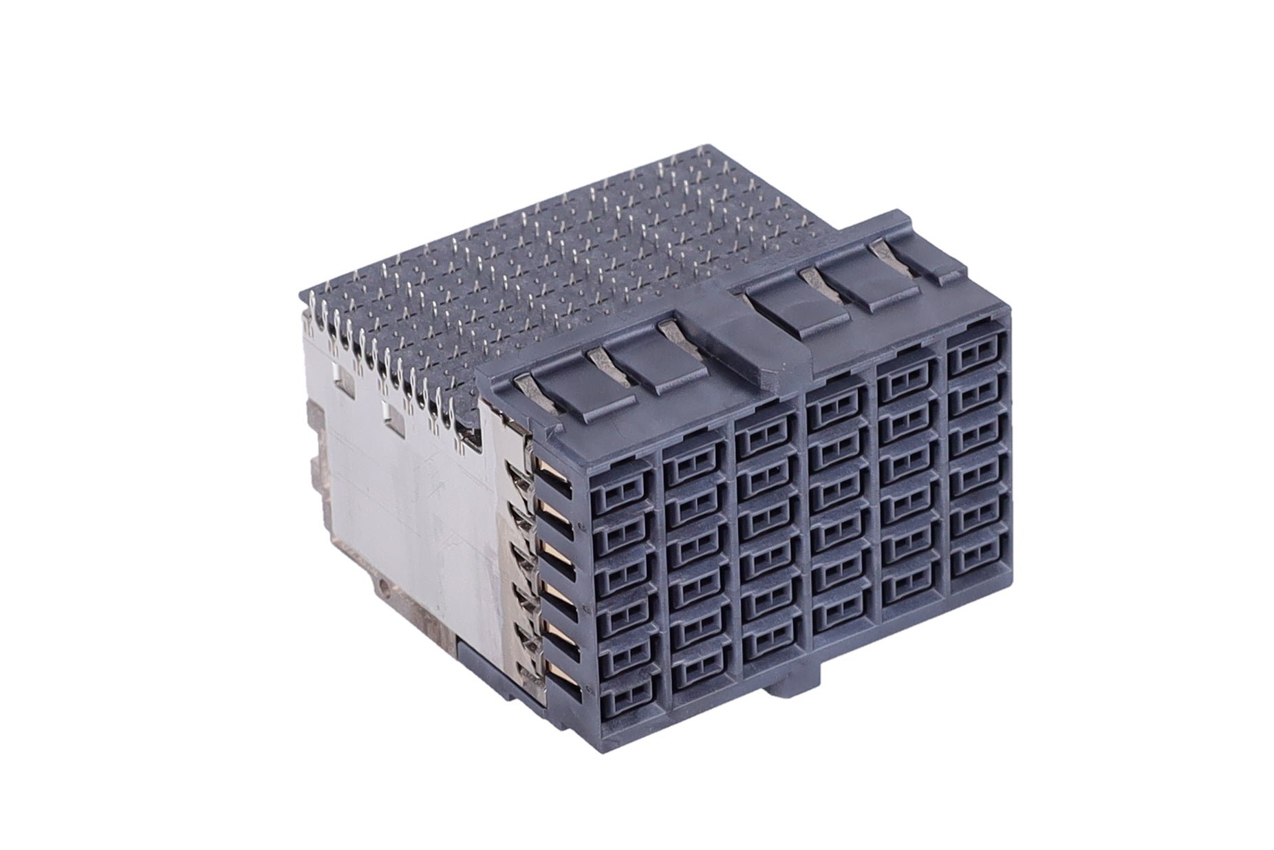 47494417_AMP_2198265-2_01